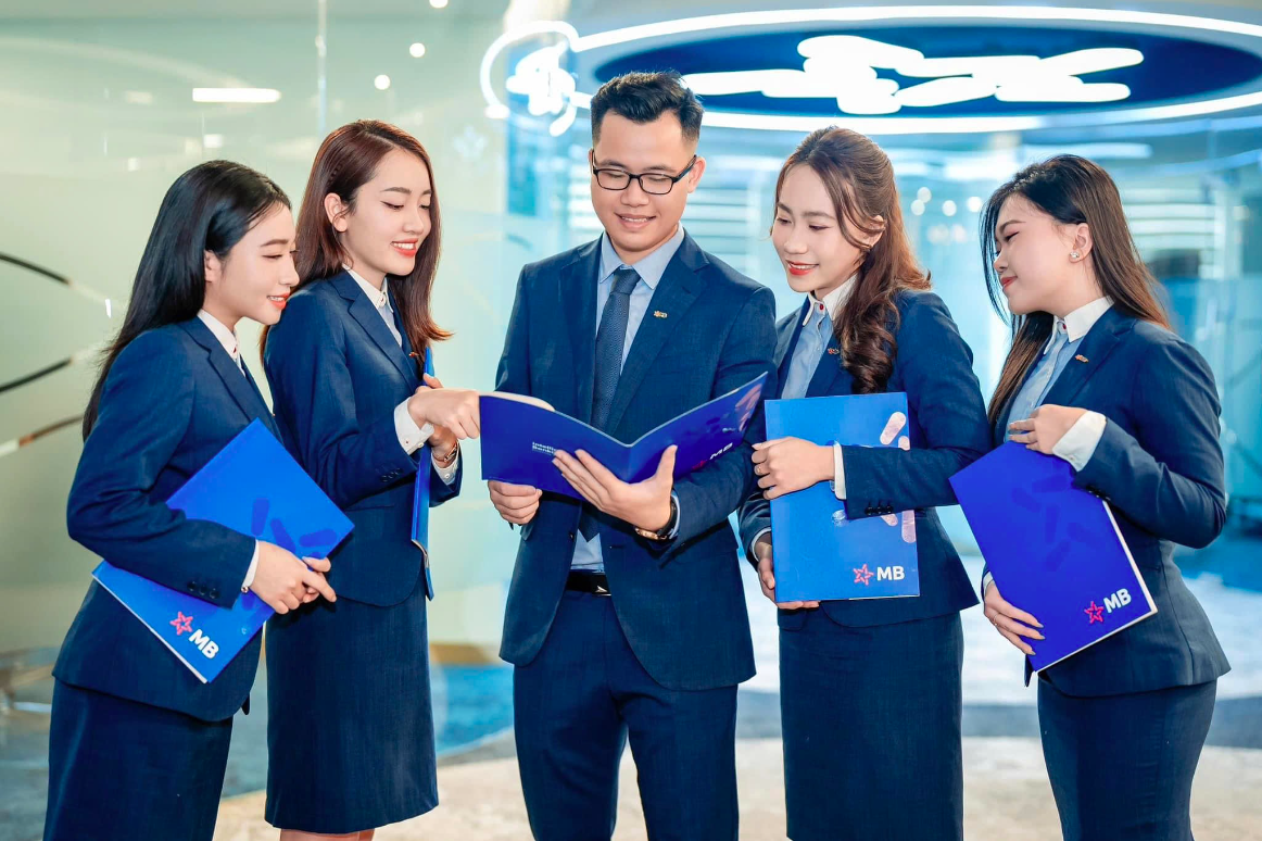 Duy trì đà tăng trưởng bền vững, MB khẳng định vị thế top đầu ngành ngân hàng